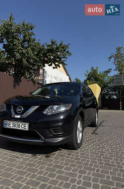 Внедорожник / Кроссовер Nissan Rogue 2016 в Первомайске