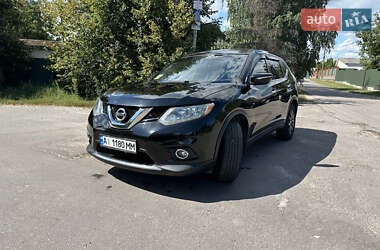 Внедорожник / Кроссовер Nissan Rogue 2015 в Вышгороде