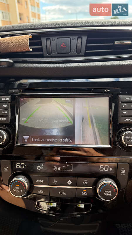 Внедорожник / Кроссовер Nissan Rogue 2016 в Киеве