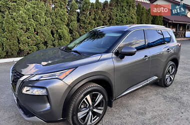 Внедорожник / Кроссовер Nissan Rogue 2020 в Киеве