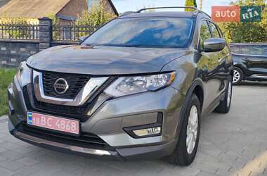 Позашляховик / Кросовер Nissan Rogue 2019 в Рівному