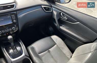 Внедорожник / Кроссовер Nissan Rogue 2014 в 