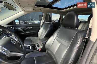 Внедорожник / Кроссовер Nissan Rogue 2014 в 