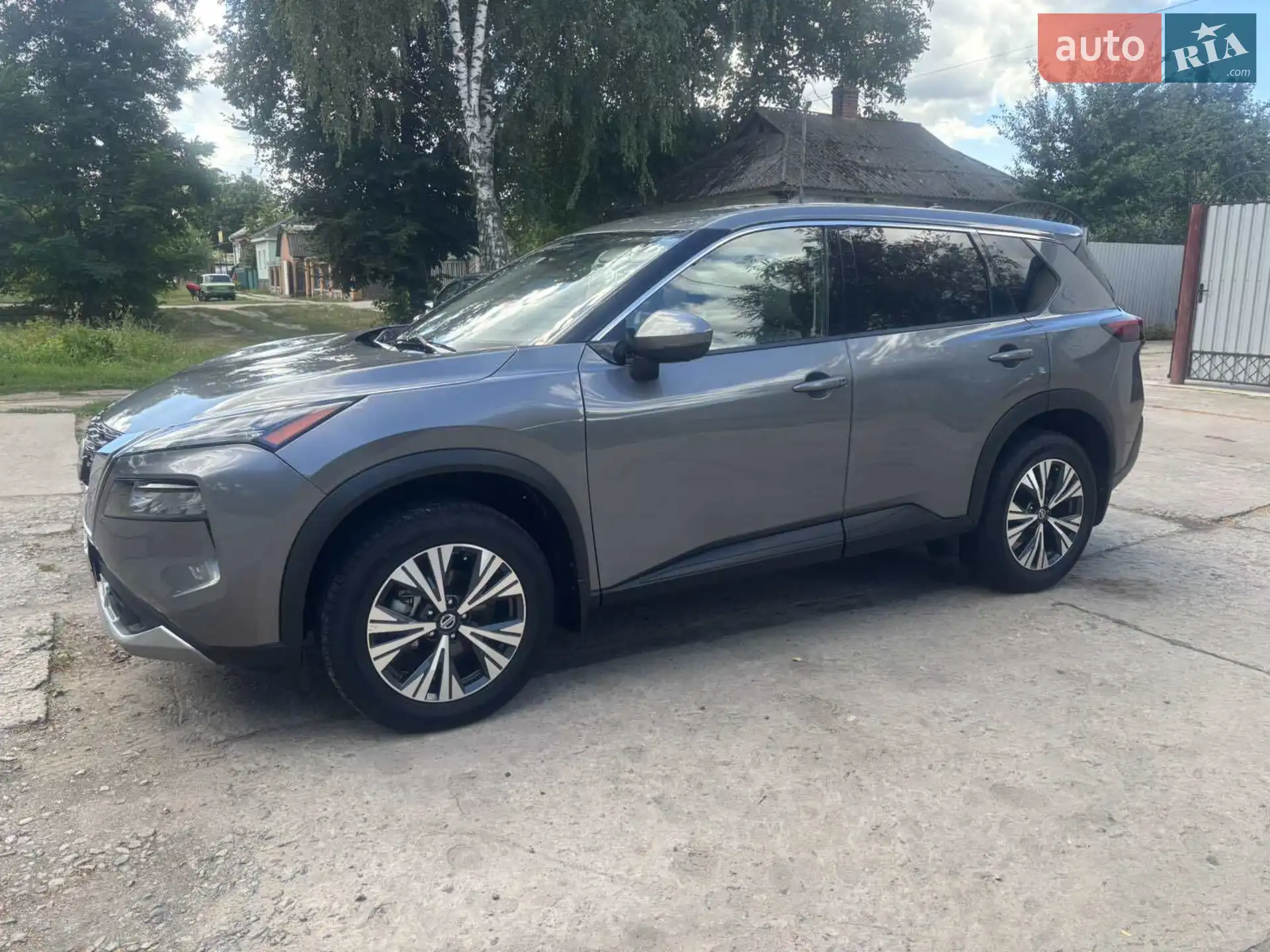2021 Nissan Rogue - мініатюра 3