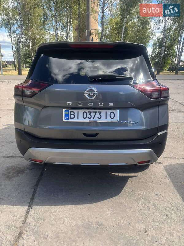 Внедорожник / Кроссовер Nissan Rogue 2021 в Лебедине