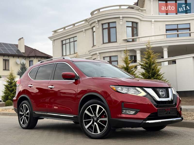 Внедорожник / Кроссовер Nissan Rogue 2017 в Одессе