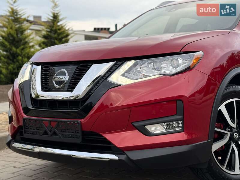 Внедорожник / Кроссовер Nissan Rogue 2017 в Одессе
