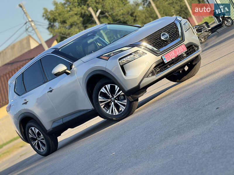 Позашляховик / Кросовер Nissan Rogue 2021 в Києві