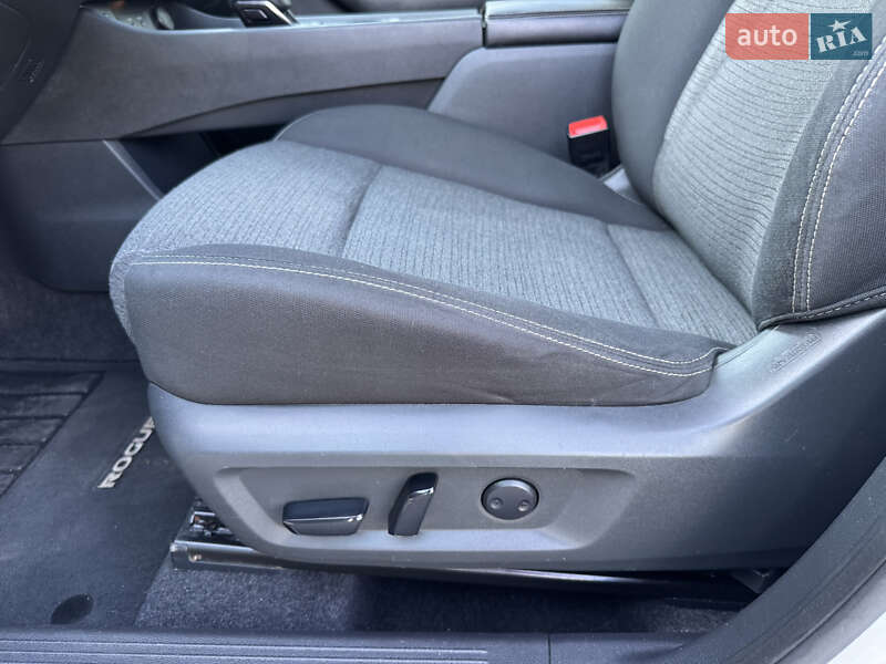 Позашляховик / Кросовер Nissan Rogue 2021 в Києві