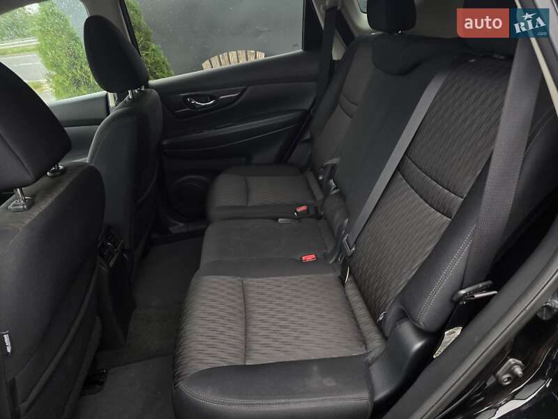 Позашляховик / Кросовер Nissan Rogue 2016 в Тернополі фото 19 Позашляховик / Кросовер Nissan Rogue 2016 в Тернополі