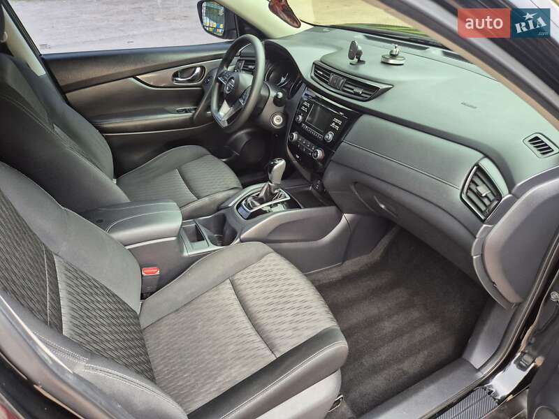 Позашляховик / Кросовер Nissan Rogue 2017 в Ніжині