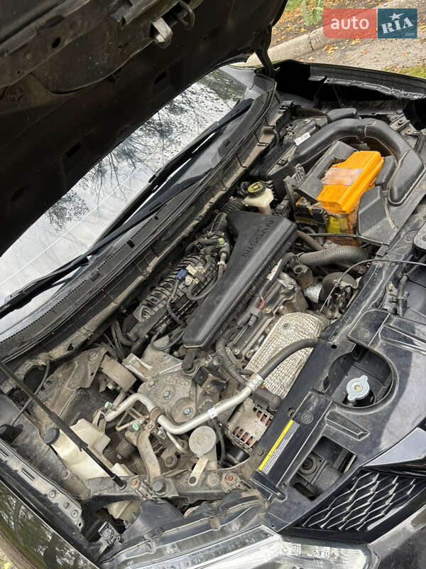 Позашляховик / Кросовер Nissan Rogue 2016 в Харкові