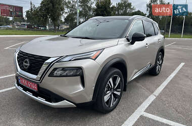 Внедорожник / Кроссовер Nissan Rogue 2022 в Житомире