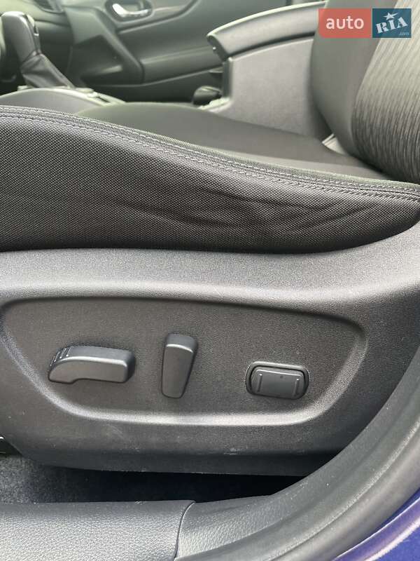 Позашляховик / Кросовер Nissan Rogue 2019 в Харкові фото 12 Позашляховик / Кросовер Nissan Rogue 2019 в Харкові