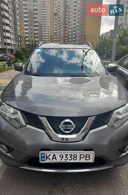 Позашляховик / Кросовер Nissan Rogue 2016 в Києві