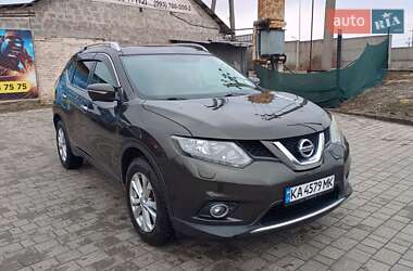 Внедорожник / Кроссовер Nissan Rogue 2015 в Киеве