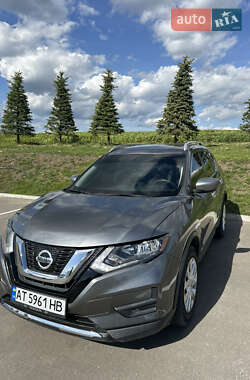 Внедорожник / Кроссовер Nissan Rogue 2018 в Ивано-Франковске