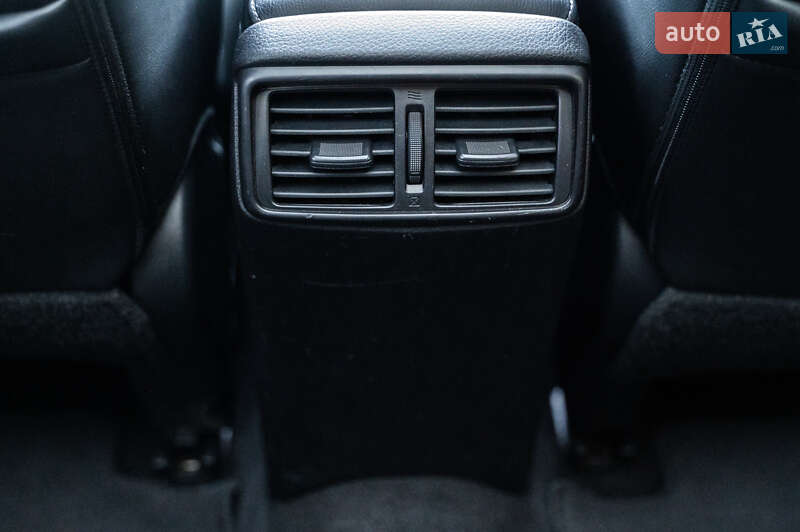 Позашляховик / Кросовер Nissan Rogue 2014 в Тернополі