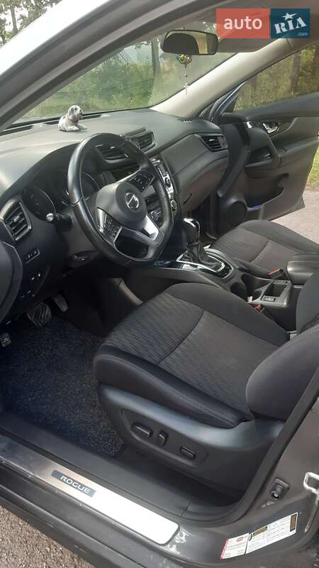Внедорожник / Кроссовер Nissan Rogue 2018 в Тернополе