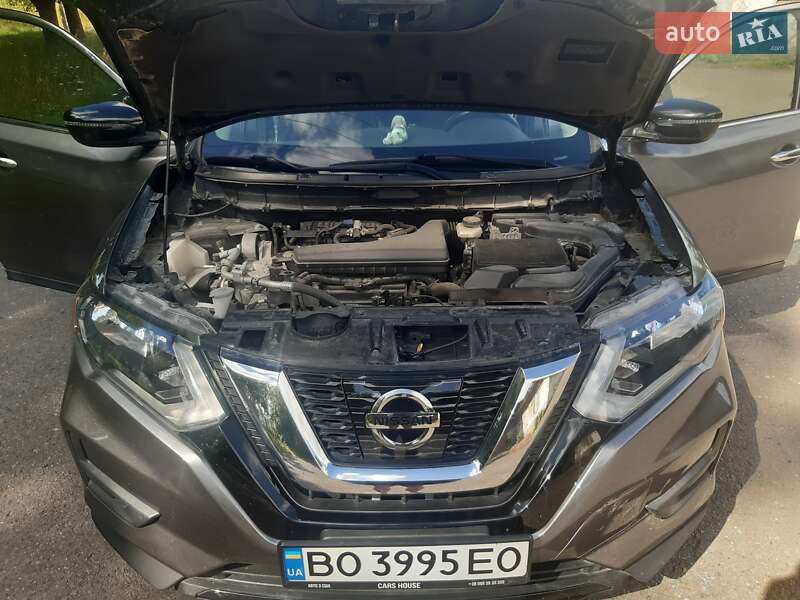 Внедорожник / Кроссовер Nissan Rogue 2018 в Тернополе