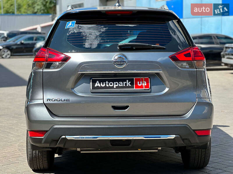 Позашляховик / Кросовер Nissan Rogue 2017 в Одесі
