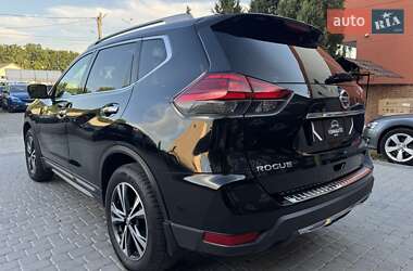 Внедорожник / Кроссовер Nissan Rogue 2016 в 