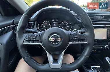 Внедорожник / Кроссовер Nissan Rogue 2016 в 