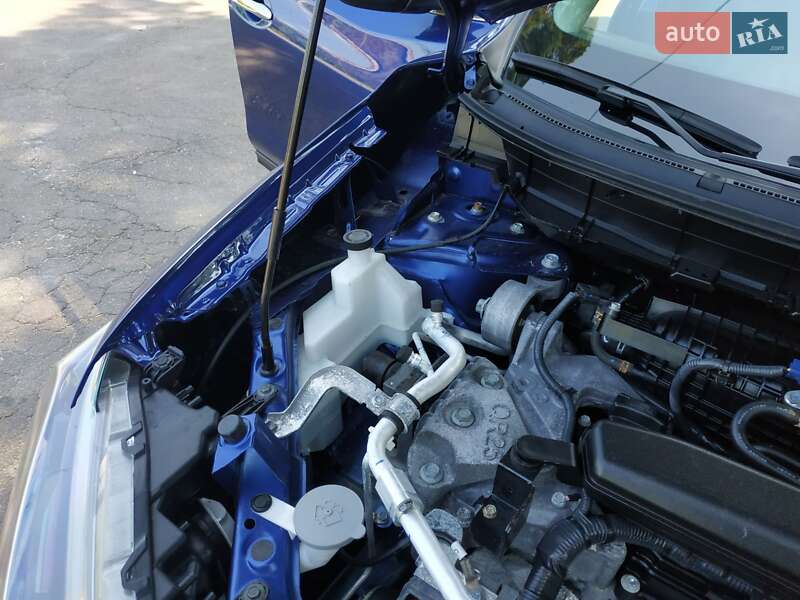 Позашляховик / Кросовер Nissan Rogue 2020 в Вінниці