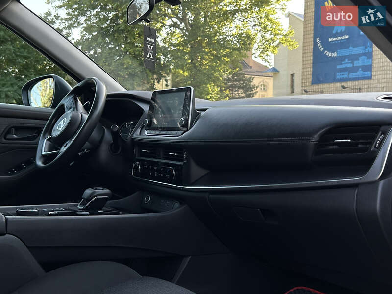 Позашляховик / Кросовер Nissan Rogue 2021 в Миколаєві