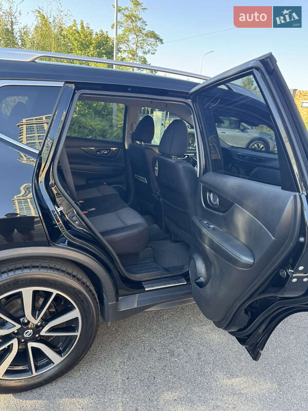 Внедорожник / Кроссовер Nissan Rogue 2018 в Днепре фото 11 Внедорожник / Кроссовер Nissan Rogue 2018 в Днепре