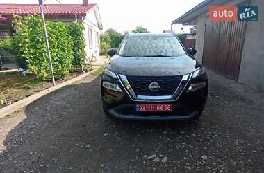 Внедорожник / Кроссовер Nissan Rogue 2023 в Днепре