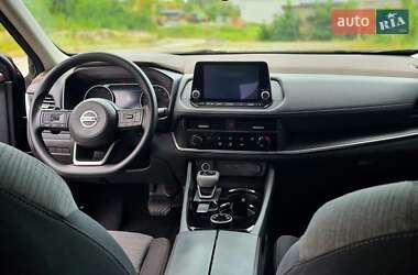 Внедорожник / Кроссовер Nissan Rogue 2021 в 