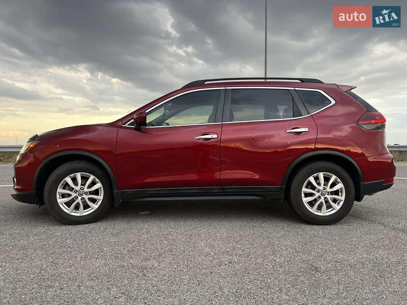 Позашляховик / Кросовер Nissan Rogue 2017 в Дніпрі