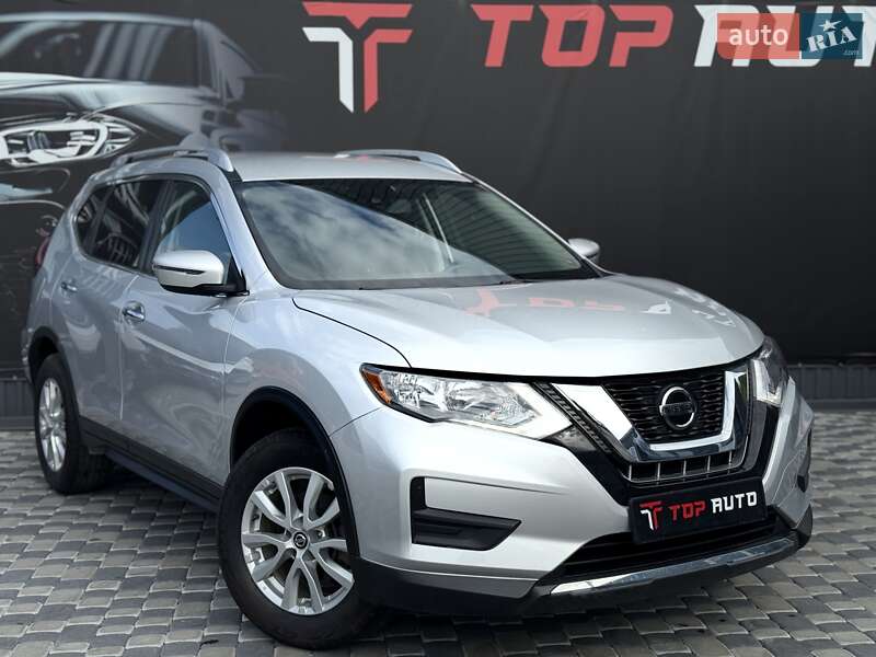 Nissan Rogue 2020