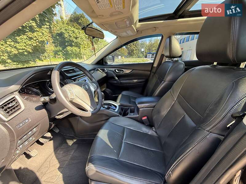 Внедорожник / Кроссовер Nissan Rogue 2014 в Харькове