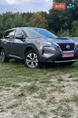 Позашляховик / Кросовер Nissan Rogue 2021 в Трускавці