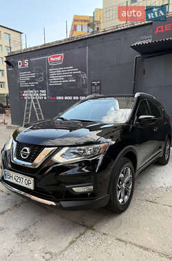 Позашляховик / Кросовер Nissan Rogue 2017 в Одесі