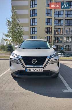 Позашляховик / Кросовер Nissan Rogue 2021 в Рівному