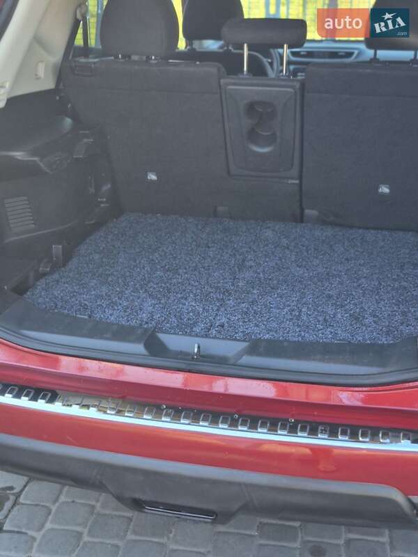 Внедорожник / Кроссовер Nissan Rogue 2015 в Кременчуге