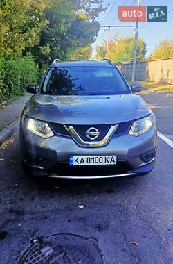 Внедорожник / Кроссовер Nissan Rogue 2016 в Киеве