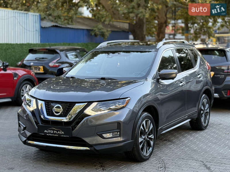 Внедорожник / Кроссовер Nissan Rogue 2017 в Одессе