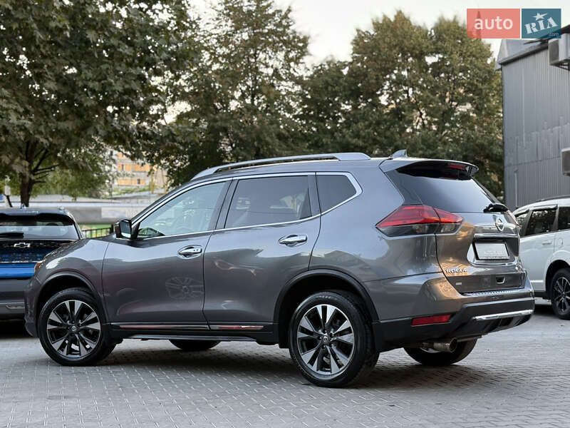 Внедорожник / Кроссовер Nissan Rogue 2017 в Одессе