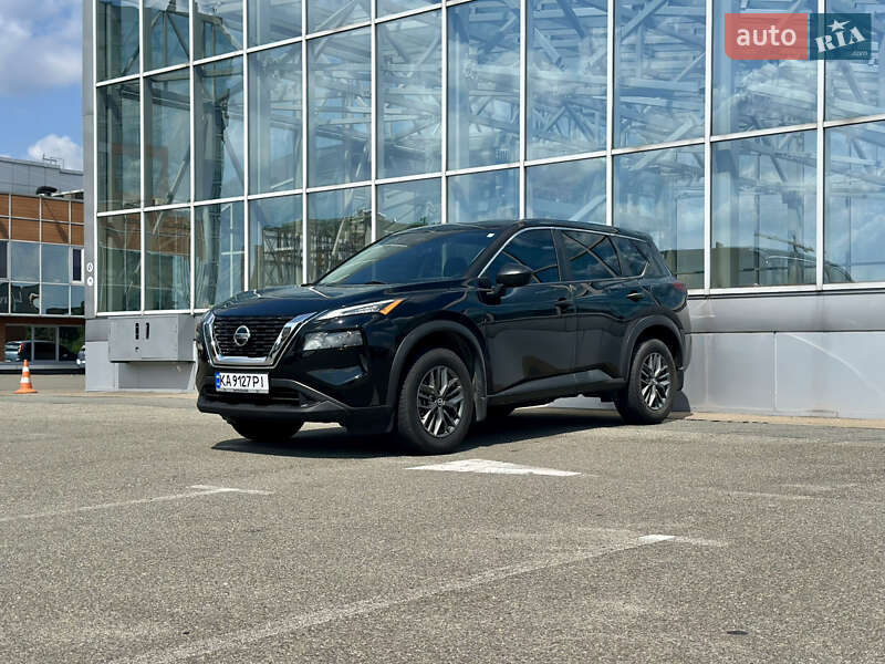 Внедорожник / Кроссовер Nissan Rogue 2021 в Киеве