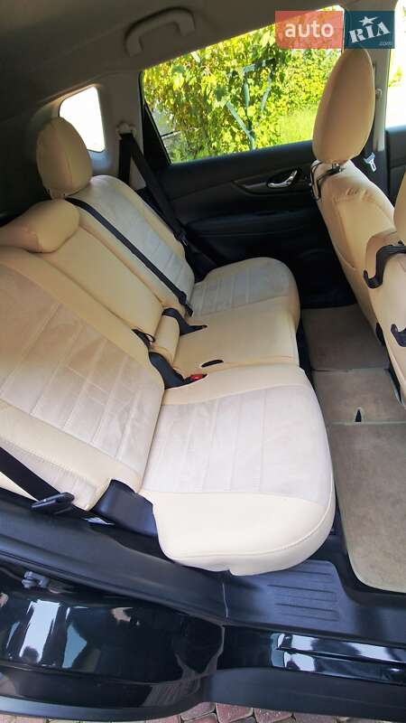 Позашляховик / Кросовер Nissan Rogue 2019 в Ужгороді