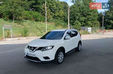Позашляховик / Кросовер Nissan Rogue 2016 в Житомирі