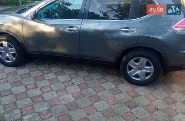 Внедорожник / Кроссовер Nissan Rogue 2014 в Борщеве