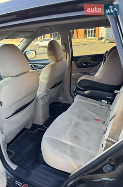 Внедорожник / Кроссовер Nissan Rogue 2016 в Броварах