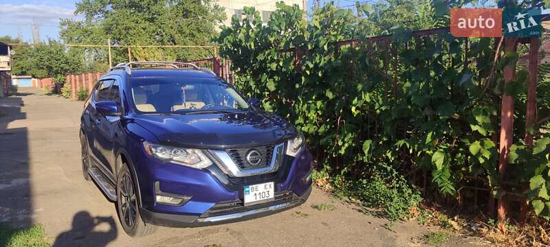 Позашляховик / Кросовер Nissan Rogue 2018 в Миколаєві