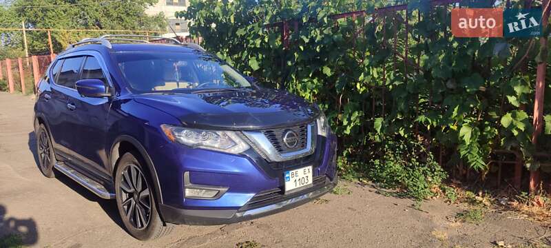 Позашляховик / Кросовер Nissan Rogue 2018 в Миколаєві