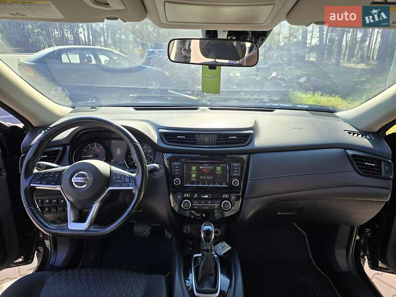 Внедорожник / Кроссовер Nissan Rogue 2019 в Маневичах